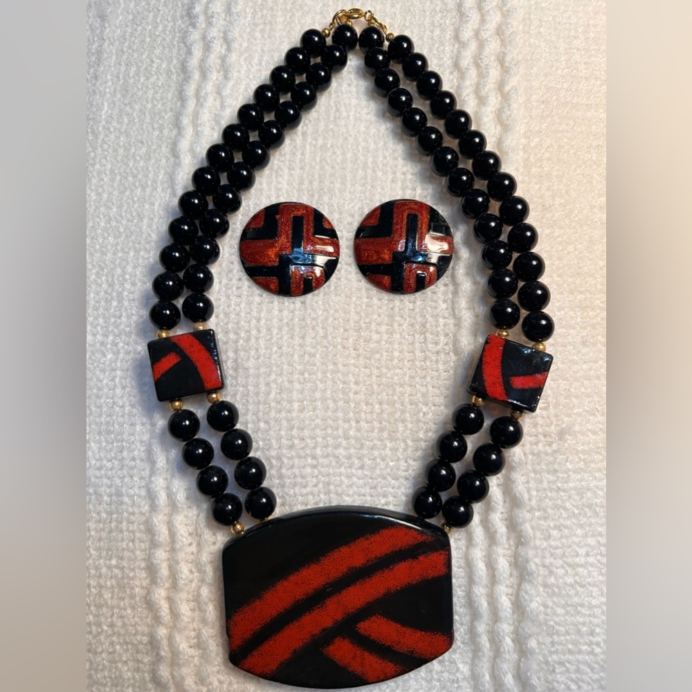 Vintage Necklace and Earring Set Black & Rusty Red